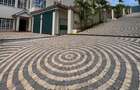 5 Bed Townhouse with En Suite in Kyuna - 2