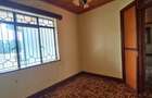 5 Bed Townhouse with En Suite at Lavington - 13