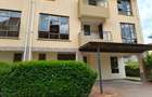 5 Bed Townhouse with En Suite at Lavington - 1
