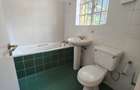 2 Bed House with En Suite at Lakeview - 11