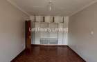 4 Bed Townhouse with En Suite in Kilimani - 6
