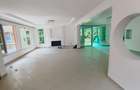4 Bed Villa with En Suite in Riverside - 2