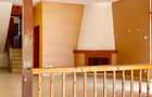 4 Bed Villa with En Suite in Windsor - 9