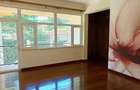 5 Bed House with En Suite in Runda - 10