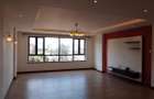 3 Bed Apartment with En Suite at Parklands - 8