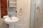 4 Bed House with Swimming Pool in Spring Valley - 10