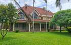 5 Bed House with En Suite in Runda - 1