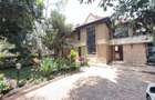 6 Bed Townhouse with En Suite in Lavington - 2