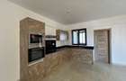 1 Bed Apartment with En Suite at Lantana Road - 8
