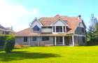 6 Bed House with En Suite in Runda - 2