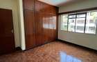 2 Bed Apartment with En Suite in Riverside - 10