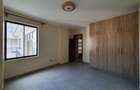 3 Bed Apartment with En Suite in Parklands - 4
