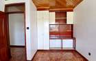 4 Bed Townhouse with En Suite in Lavington - 9