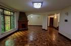 5 Bed Townhouse with En Suite at Othaya Road - 2