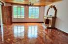 5 Bed House with En Suite in Nyari - 12