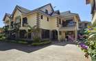 5 Bed Townhouse with En Suite at Lavington Road - 5