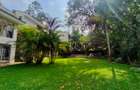 5 Bed Townhouse with En Suite in Westlands Area - 16