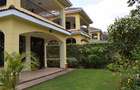 4 Bed Townhouse with En Suite in Lavington - 18