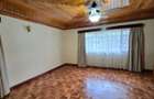 5 Bed House with En Suite in Runda - 2