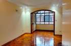 4 Bed Townhouse with En Suite in Lavington - 9