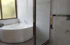 5 Bed Townhouse with En Suite in Lavington - 4