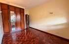 4 Bed Apartment with En Suite in Riverside - 14