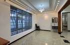 4 Bed House with En Suite in Eastern ByPass - 10