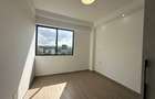 Serviced 2 Bed Apartment with En Suite in Riverside - 12