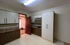 3 Bed Apartment with En Suite in Riverside - 19