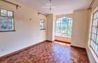 5 Bed Townhouse with En Suite in Lavington - 17