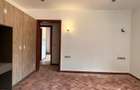 5 Bed Townhouse with En Suite in Lavington - 9