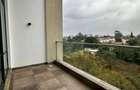 4 Bed Apartment with En Suite in Riverside - 17