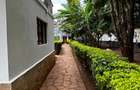 6 Bed Townhouse with En Suite in Karen - 10