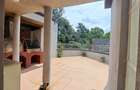 4 Bed Villa with En Suite in Spring Valley - 3