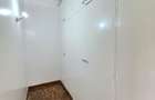 4 Bed House with En Suite in Lavington - 19
