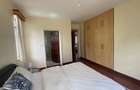 3 Bed Apartment with En Suite at Hendred Road - 8