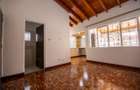 4 Bed Townhouse with En Suite in Lavington - 10