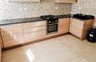 4-Bed-Kitchen - 4