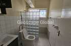 4 Bed House with En Suite in Nyari - 11