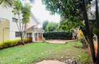 5 Bed Townhouse with En Suite in Lavington - 3
