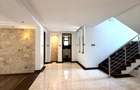 5 Bed Villa with En Suite at Lavington - 6