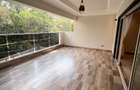 3 Bed Apartment with En Suite in Riverside - 8