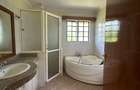 4 Bed Townhouse with En Suite in Runda - 15