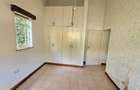 4 Bed House with En Suite in Nyari - 18