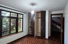 5 Bed Townhouse with En Suite in Lavington - 8