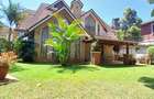 5 Bed Townhouse with En Suite at Lavington - 2
