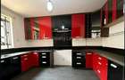 4 Bed Townhouse with En Suite in Lavington - 11