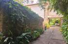 5 Bed House with Garden in Parklands - 2
