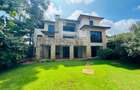 5 Bed Townhouse with En Suite in Lavington - 1