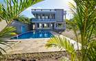 5 Bed Villa with En Suite in Diani - 2